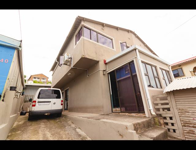3 BEDROOM HOUSE FOR SALE IN MONTFORD